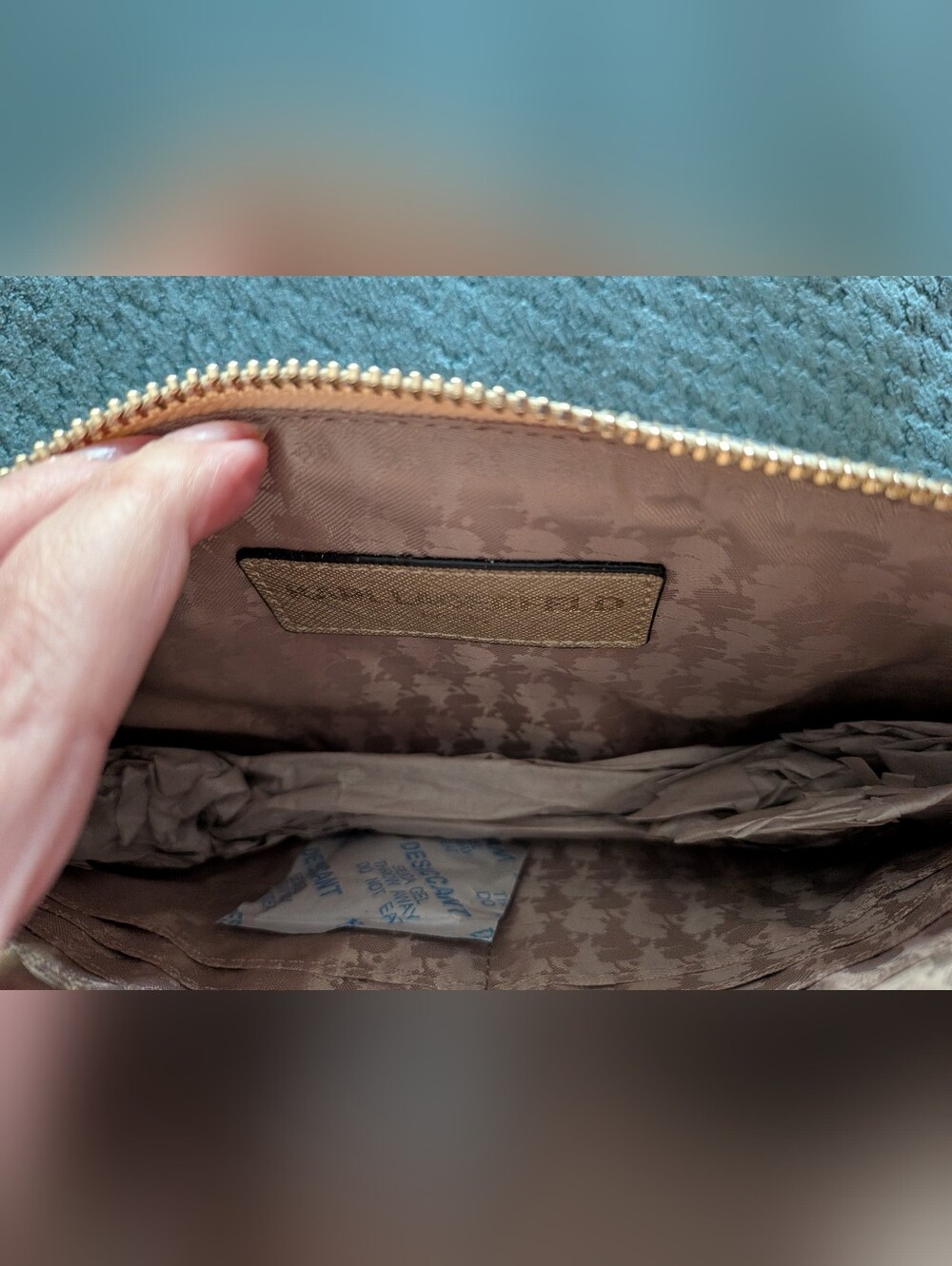 Karl Lagerfeld "Maybelle" Wristlet - Picture 6 of 10
